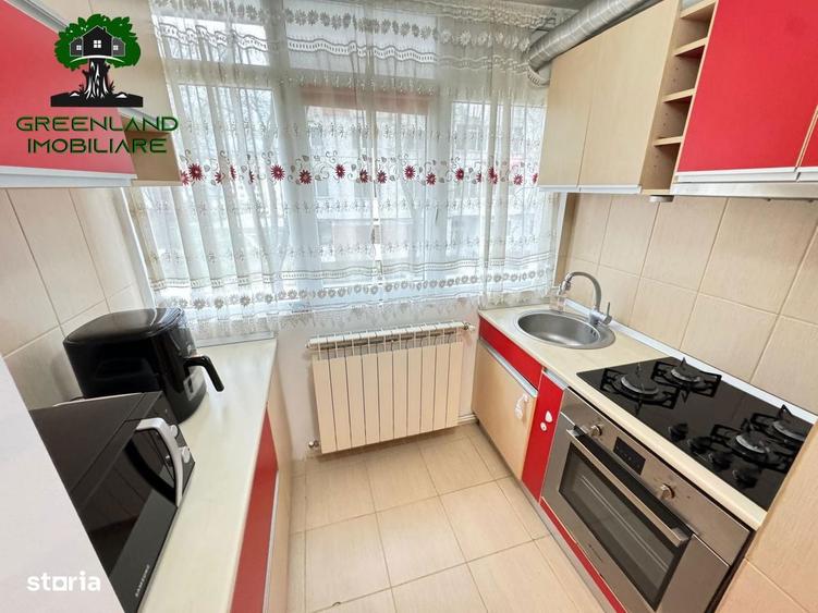 Apartament cu 2 camere decomandat în Nicolina