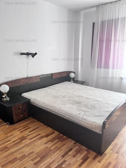 Apartament cu 2 camere decomandat în Tei