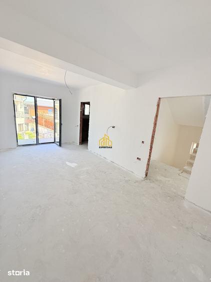 Casă cu 4 camere cu Teren 304 Mp în Central