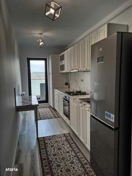 Apartament cu 3 camere în Zorilor