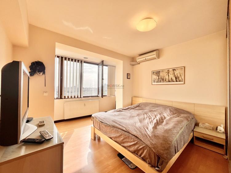 Apartament cu 3 camere semidecomandat, mobilat în Tineretului