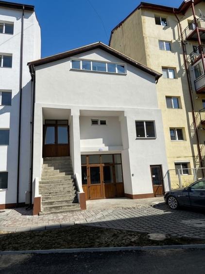 Spațiu comercial, de 650 mp, în Avrig