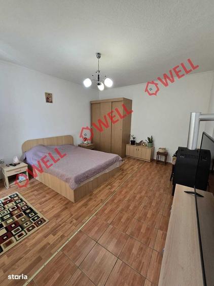 Casă cu 4 camere în Augustin