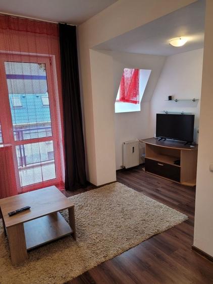 Garsonieră decomandată în Valea Oltului