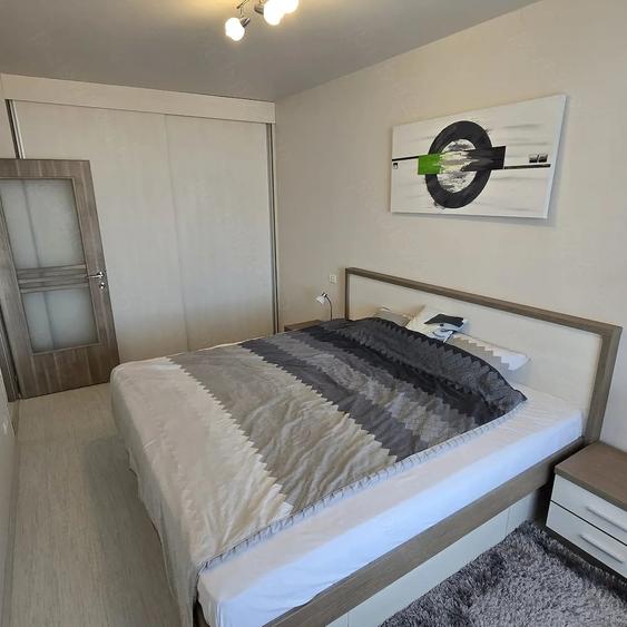 Apartament cu 2 camere nedecomandat în Romanilor