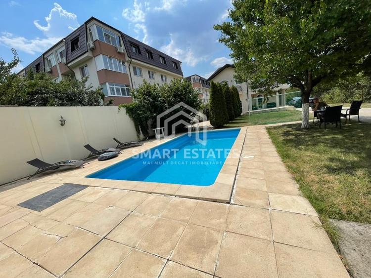 Casă individuală cu 7 camere decomandat cu Canalizare în Alexandru Obregia