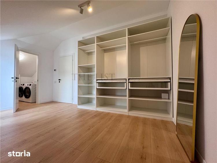 Casă cu 6 camere cu Teren 222 Mp în Central