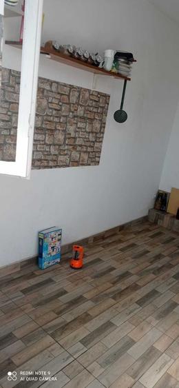 Casă cu 3 camere în Central