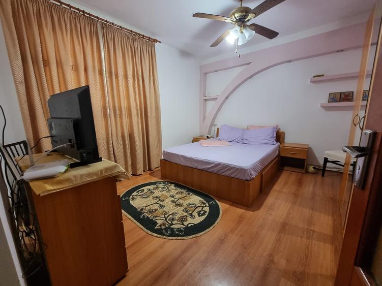 Casă individuală cu 5 camere cu Teren 1750 Mp în Movilița