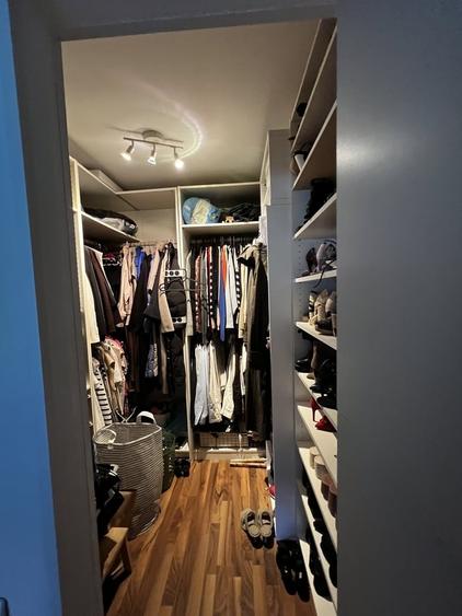 Casă cu 6 camere cu Teren 700 Mp în Corbeanca