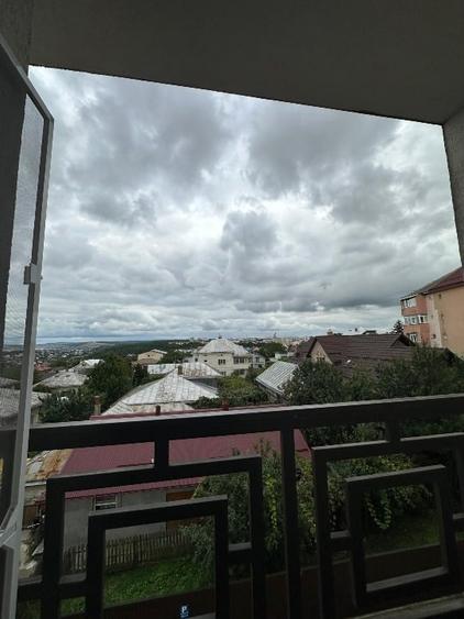 Apartament cu 2 camere decomandat, mobilat în Obcini