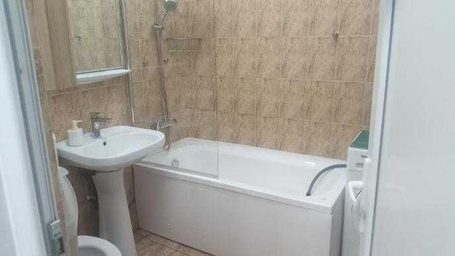 Apartament cu 2 camere decomandat în Exterior Vest