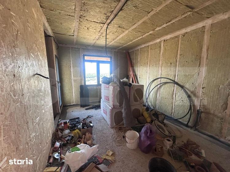Casă cu 4 camere cu Teren 2000 Mp în Ciurila