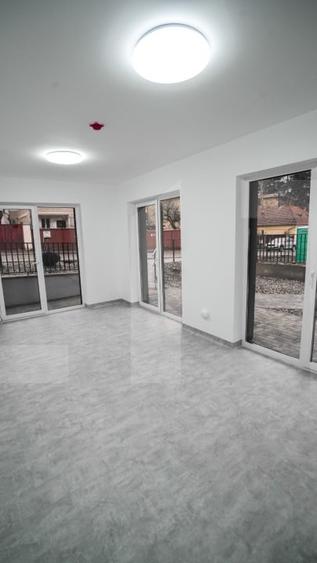 Spațiu comercial, de 286.29998779297 mp, în Semicentral