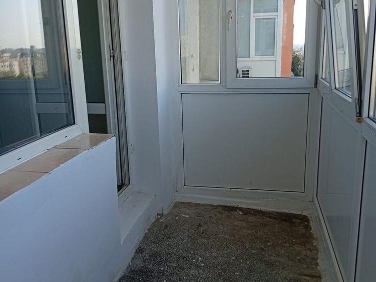 Apartament cu 2 camere semidecomandat în Fundeni