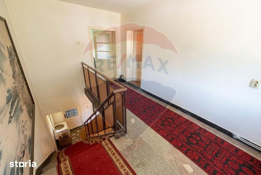 Casă cu 4 camere cu Teren 333 Mp în Mihai Viteazu