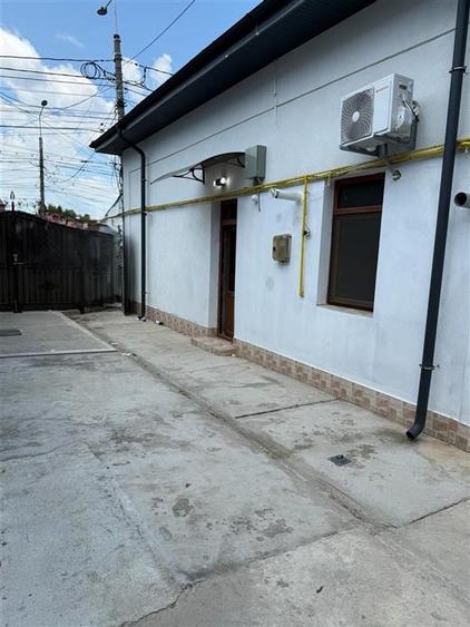 Casă cu 5 camere cu Teren 285 Mp în Central