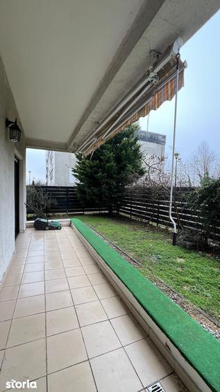 Apartament cu 3 camere, mobilat în Băneasa