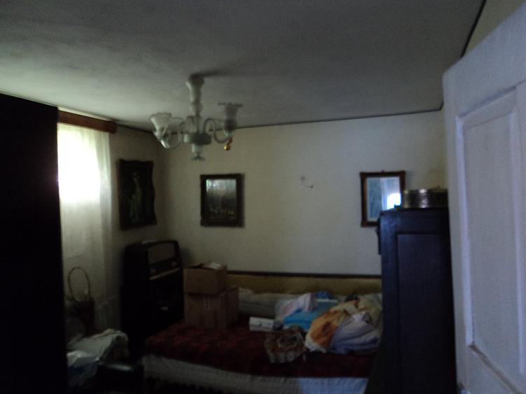 Duplex cu 4 camere cu Canalizare în Lenin Sud