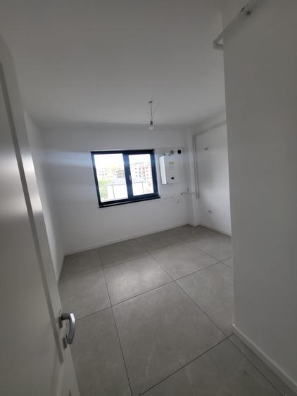 Apartament cu 2 camere decomandat în Vișani