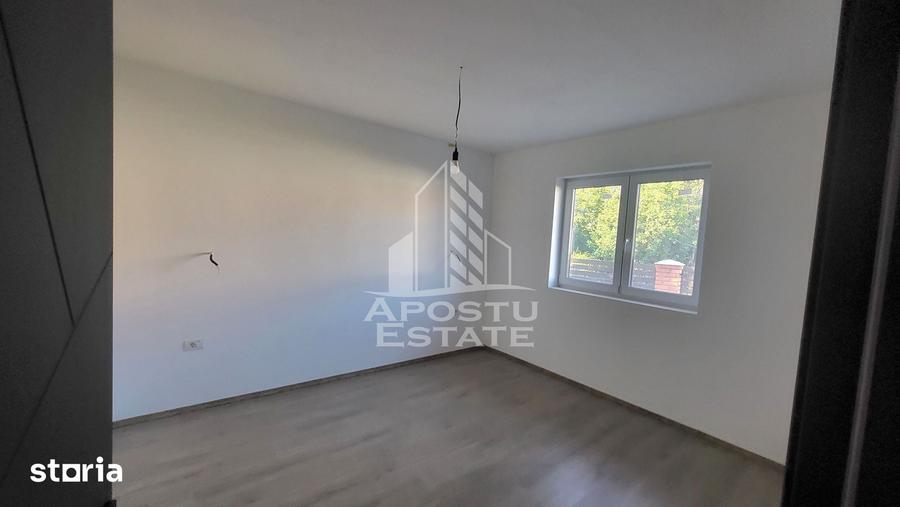 Casă cu 3 camere cu Teren 500 Mp în Central