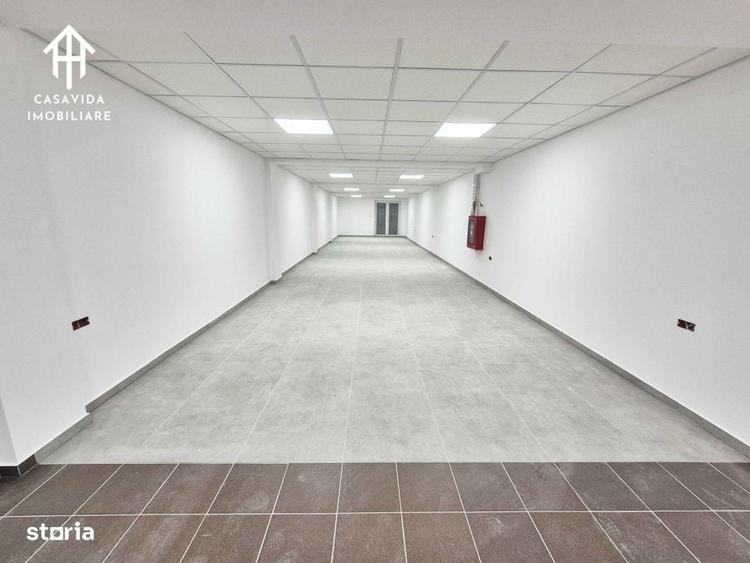 Spațiu comercial, de 90 mp, în Central