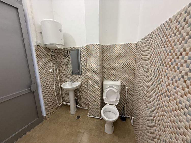 Spațiu comercial, de 195 mp, în Central
