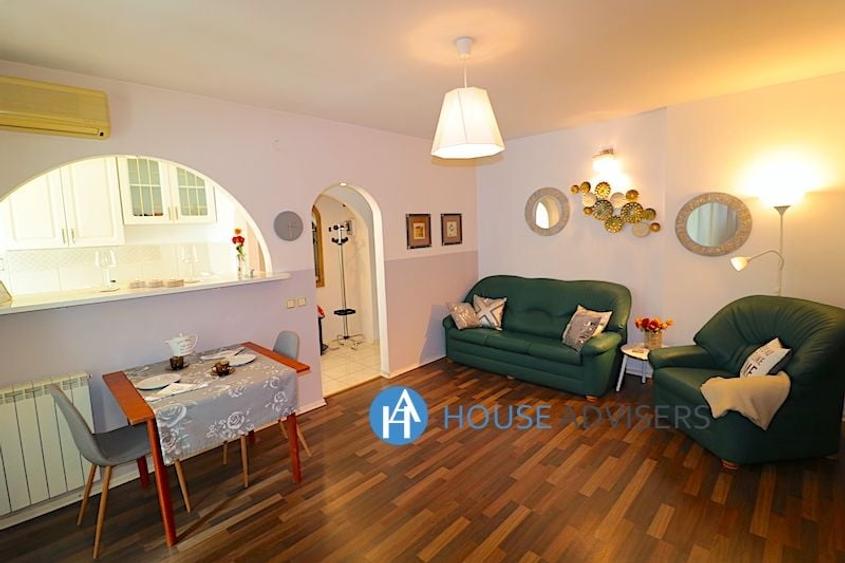Apartament cu 2 camere, mobilat în Universitate