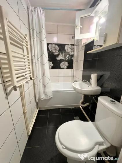 Apartament cu 3 camere decomandat, mobilat în Central