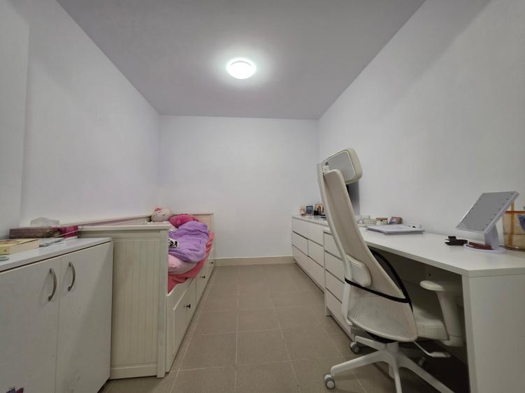 Apartament cu 4 camere în Titan