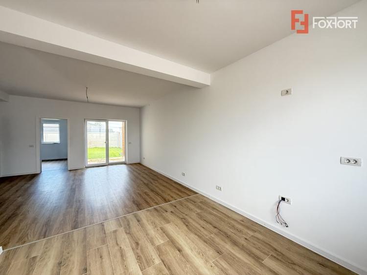 Duplex cu 4 camere cu Teren 247 Mp în Săcălaz