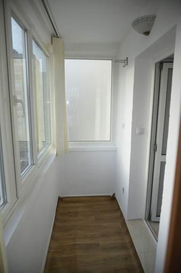 Apartament cu 3 camere decomandat în 13 Septembrie