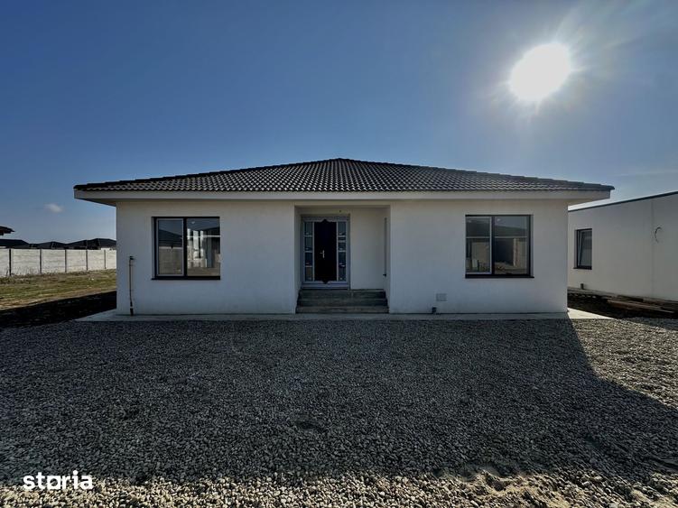 Casă cu 4 camere cu Teren 500 Mp în Sântandrei
