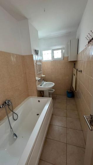 Ultracentral Apartament 2 camere Bacău - 7