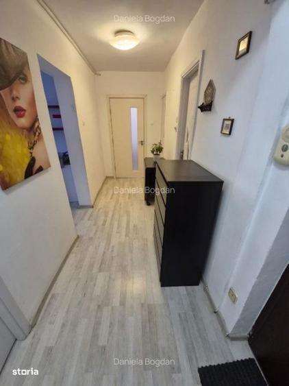 Apartament cu 2 camere decomandat, mobilat în 1 Mai