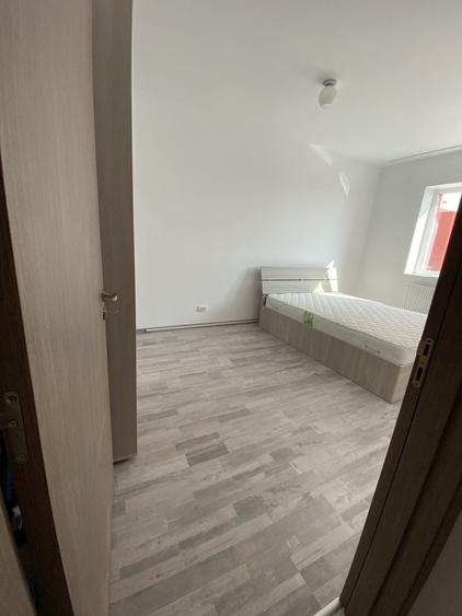 Apartament cu 2 camere în Păcii