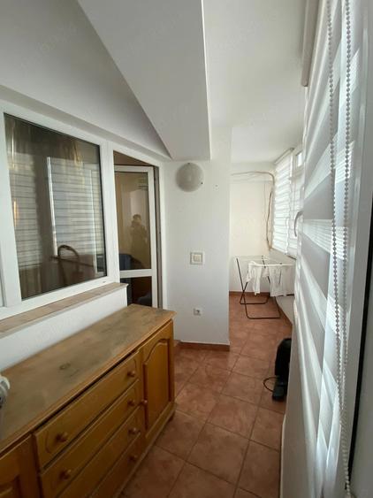 Apartament 4 camere | 104 mp total | Micro 18 | Centrala proprie | Panouri apa calda | Loc parcare | - 4