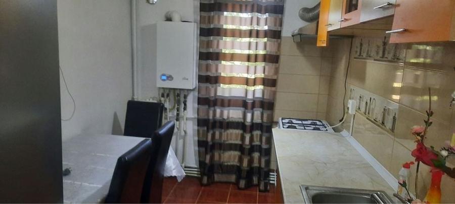 Inchiriez apartament 2 camere Centrala termica!Craiovita Noua linga Scoala 33 - 8