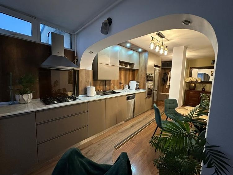 Apartament cu 3 camere decomandat în Exercițiu