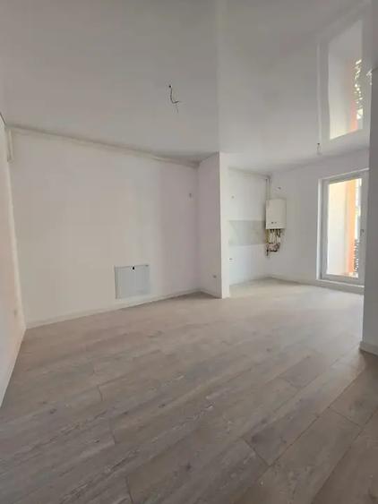 Apartament cu 2 camere decomandat în Dobroești