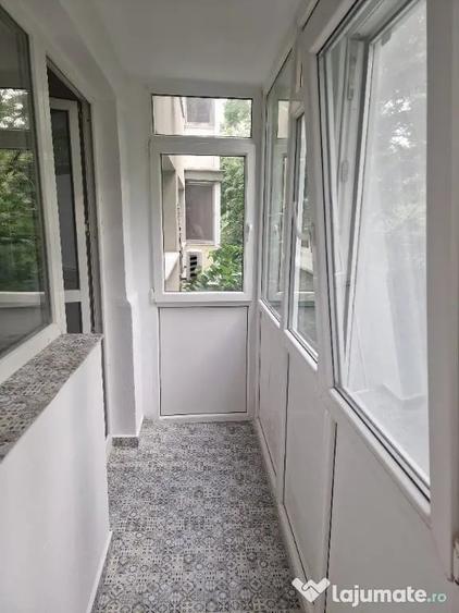 Apartament cu 2 camere decomandat în Drumul Taberei