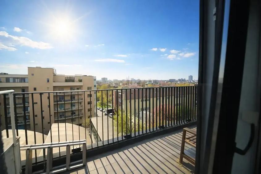 Apartament cu 3 camere decomandat în Domenii
