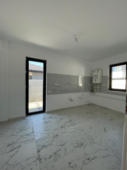 Casă individuală cu 4 camere cu Teren 350 Mp în Ciorogârla