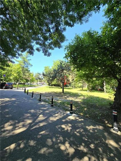 Et.1, la prima inchiriere chiar la intrarea in parc, reper Palatul Ghica Tei - 1