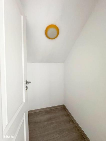 Casă cu 4 camere decomandat cu Teren 250 Mp în Vladimirescu