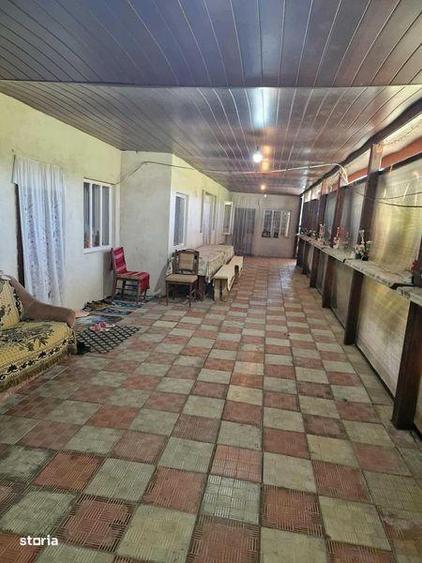 Casă cu 4 camere cu Teren 500 Mp în Suraia