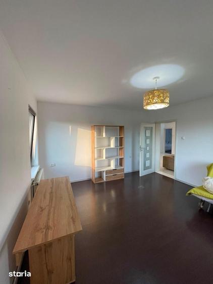 Apartament cu 3 camere în Dumbrăvița