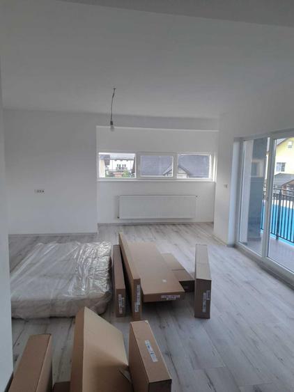 Apartament cu 2 camere decomandat în Tărlungeni