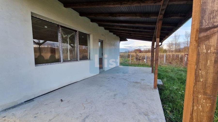 Casă cu 3 camere cu Teren 900 Mp în Cătălina