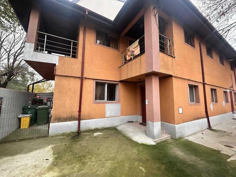 Casă cu 4 camere cu Teren 285 Mp în 16 Februarie